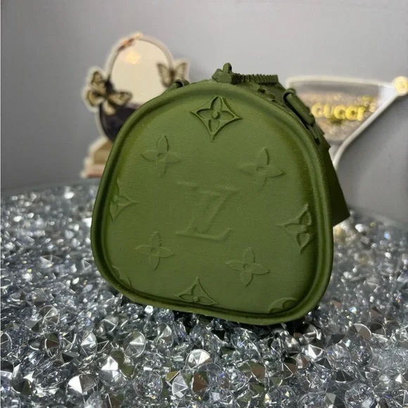 Elegant Designer inspired vase - Picture 7 of 16